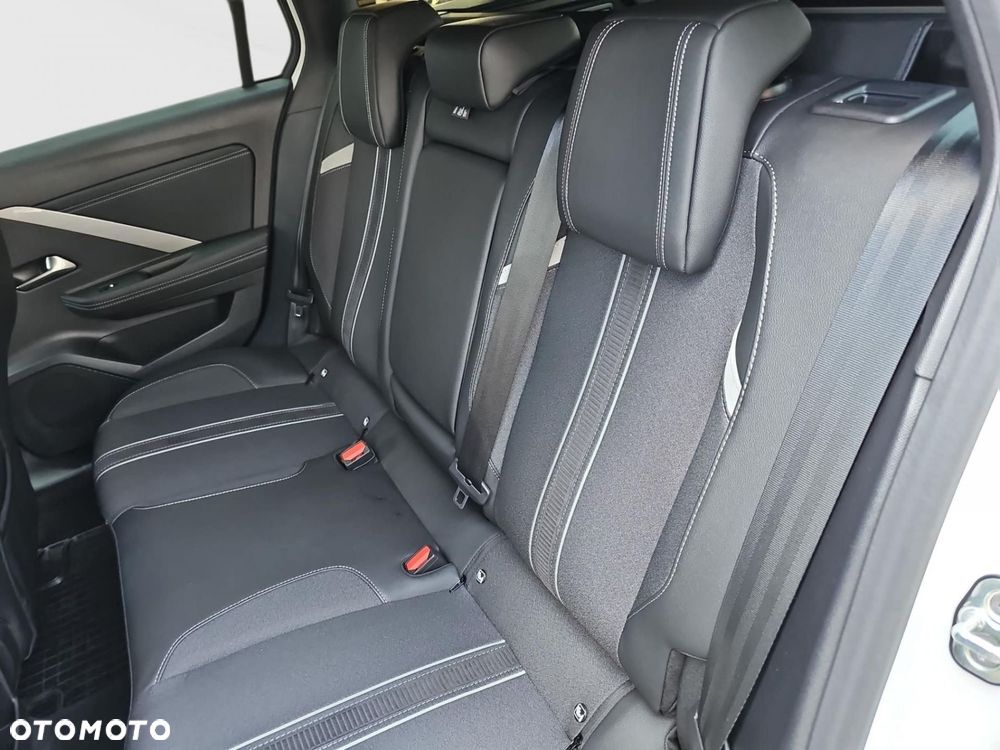 Opel Astra - 33
