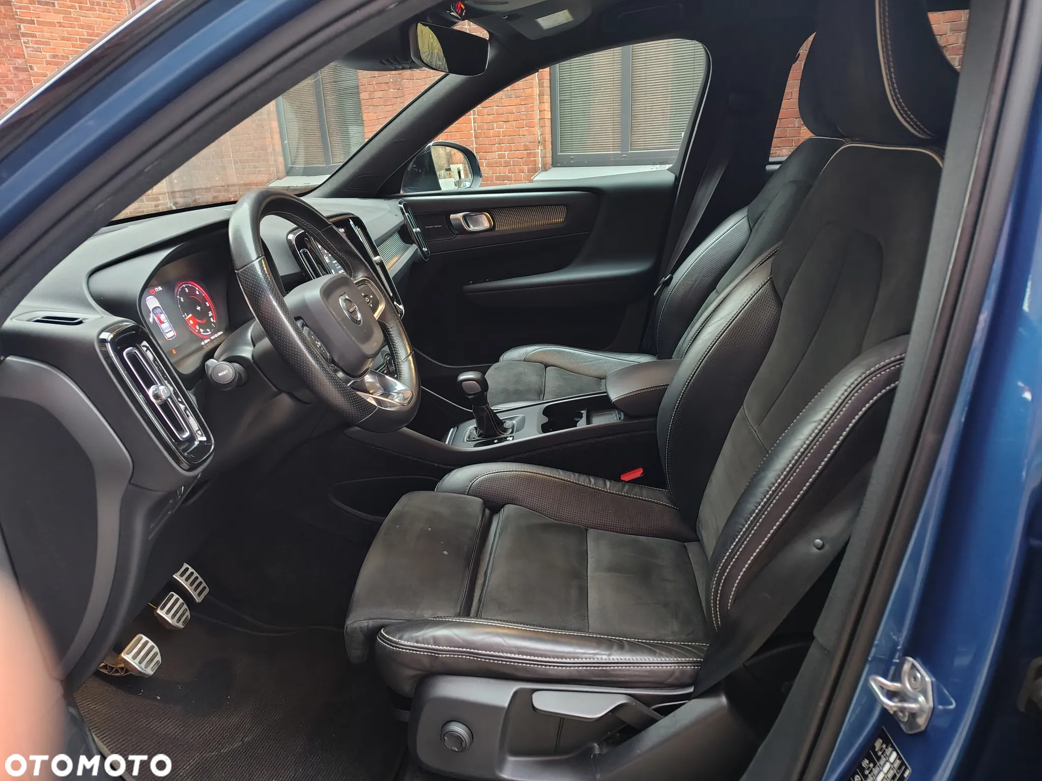 Volvo XC 40 D3 R-Design - 14