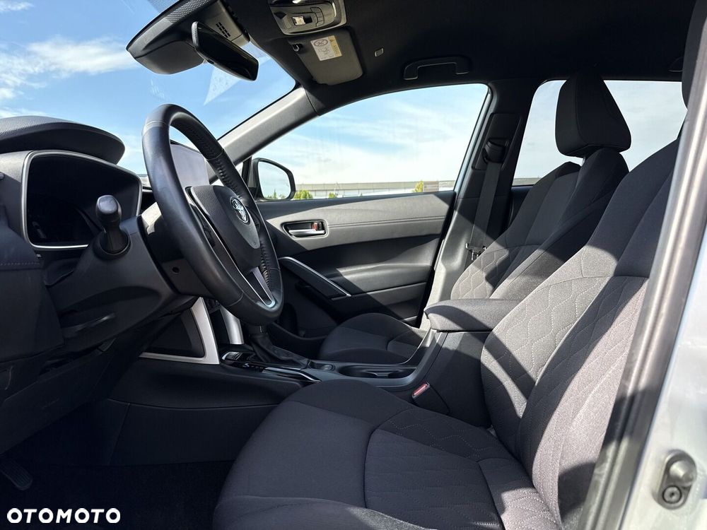 Toyota Corolla Cross 2.0 Hybrid Style - 17