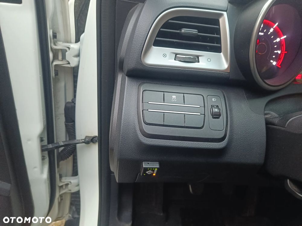 SsangYong/KGM Tivoli - 17