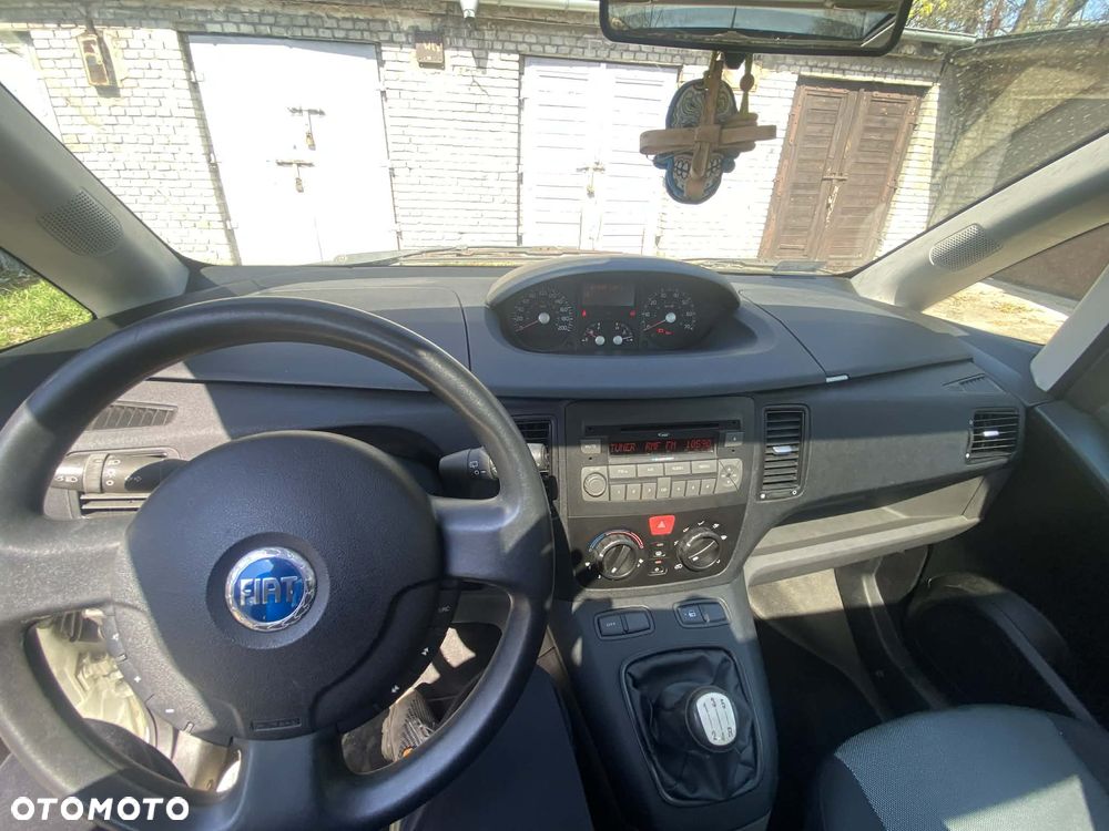 Fiat Idea 1.3 Multijet 16V Dynamic - 10