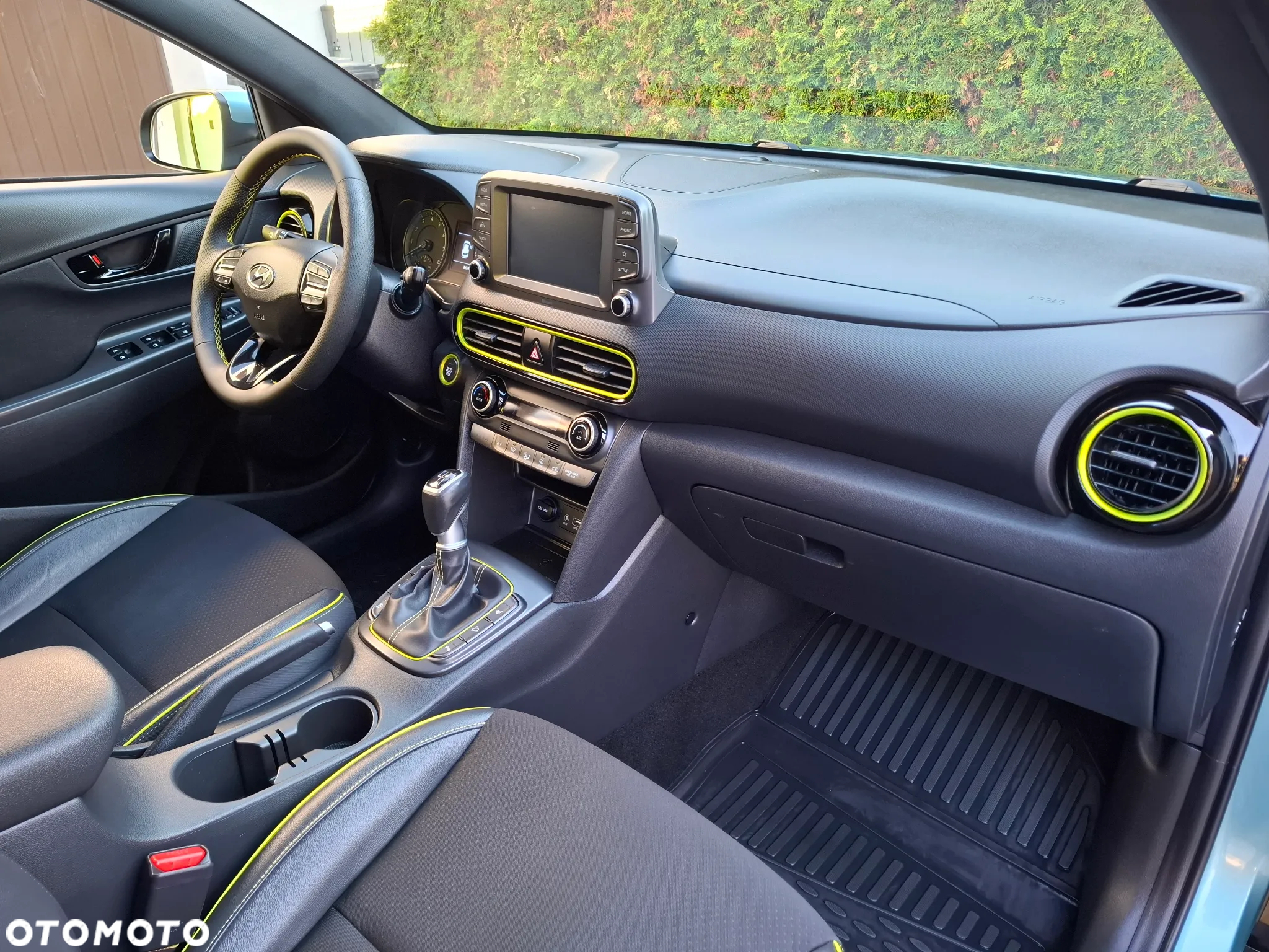 Hyundai Kona - 12