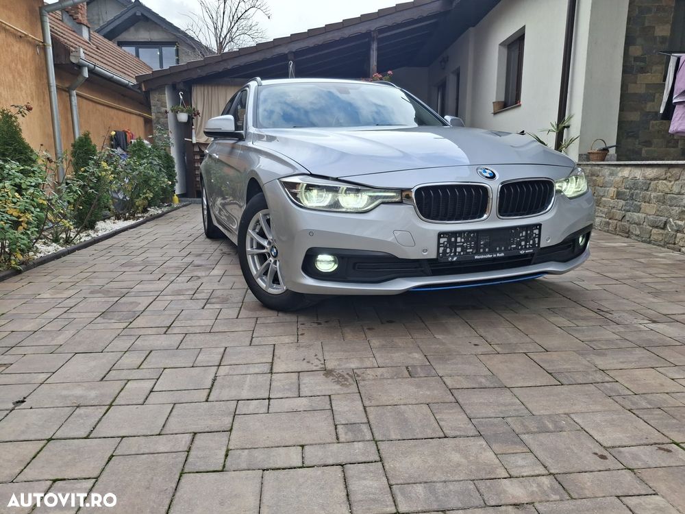 BMW Seria 3 320d Aut. Sport Line - 2