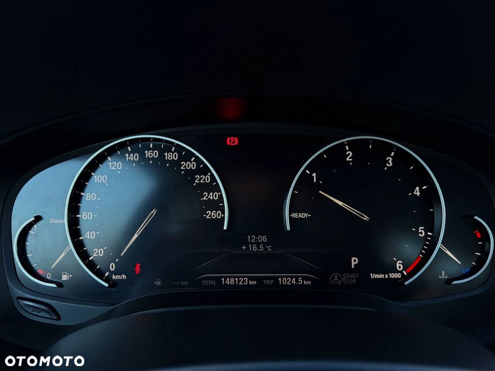 BMW Seria 5 520d - 22