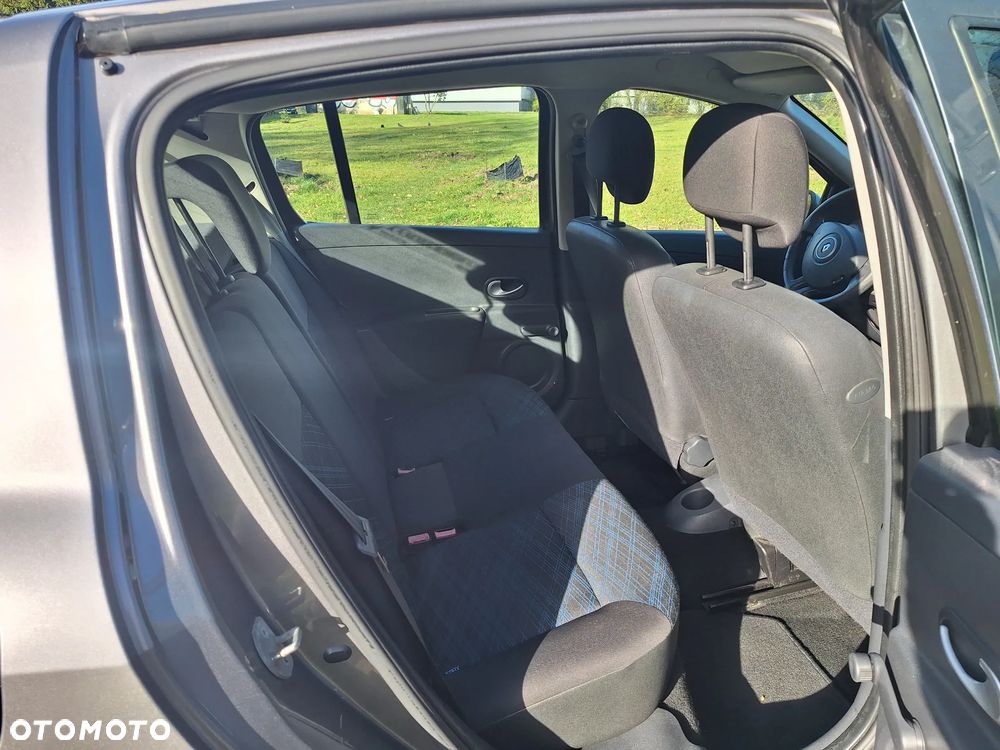 Renault Clio 1.2 TCE Authentique - 5