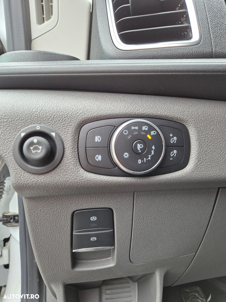 Ford Transit - 15