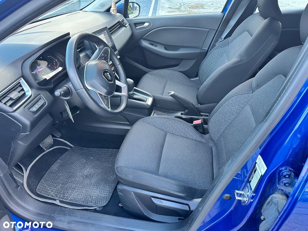 Renault Clio 1.6 E-TECH Equilibre - 9