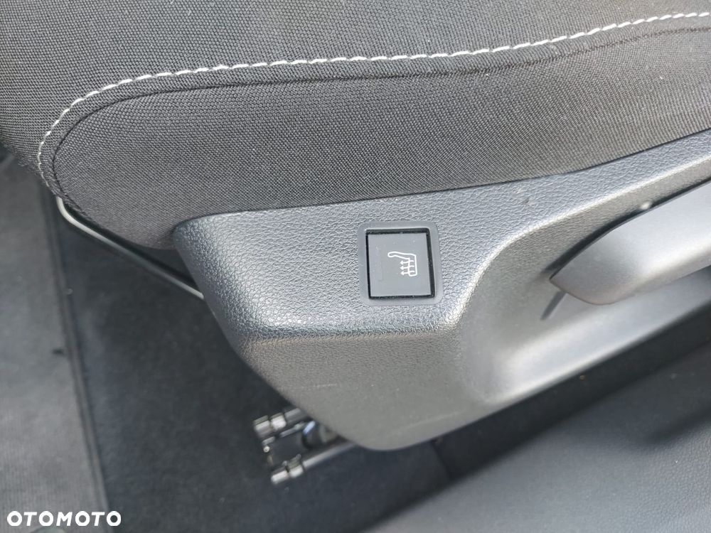 Toyota Proace City Verso 1.2 Turbo L1 Combi - 11