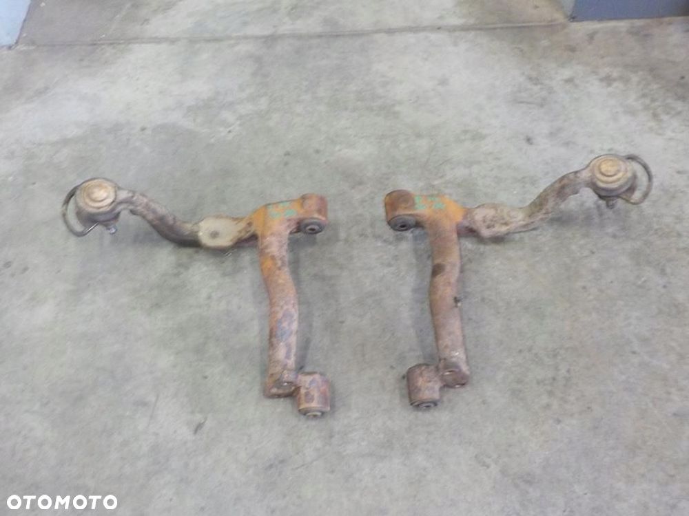 VW T4 90-95 WAHACZ PRAWY LEWY GÓRA GÓRNY - 1