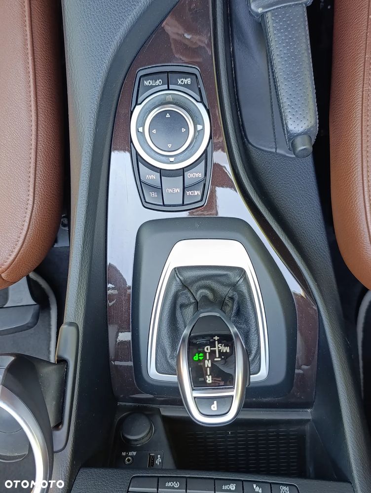 BMW X1 sDrive18d Sport Line - 13