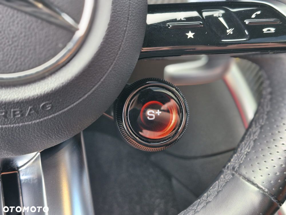 Mercedes-Benz Klasa C AMG 63 S E Performance PHEV 4-Matic - 23