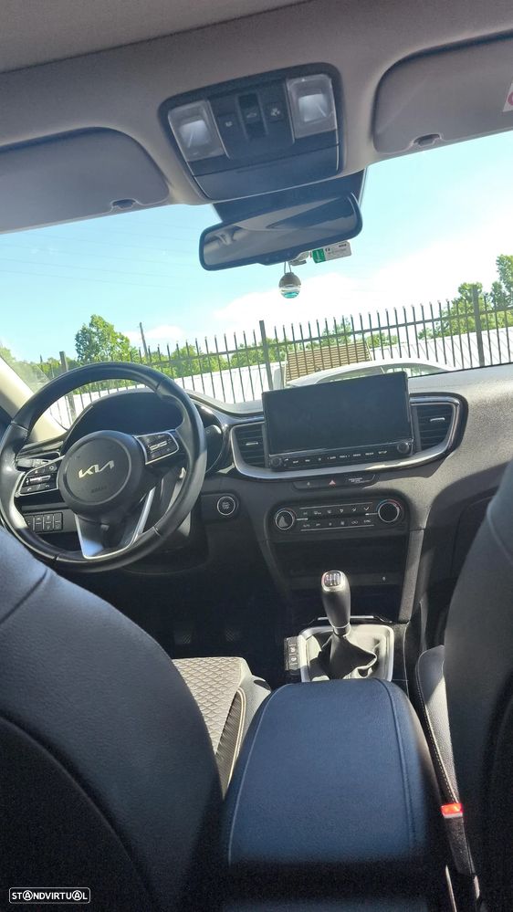 Kia XCeed 1.0 T-GDI Tech+SRF - 21