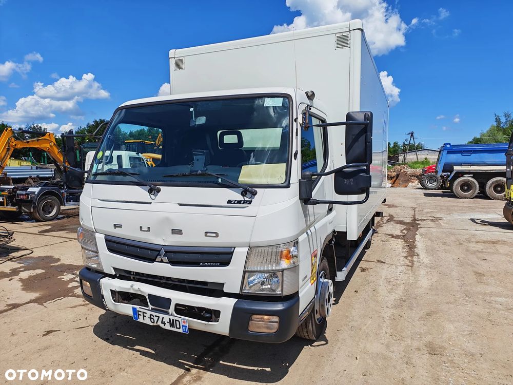 Mitsubishi Fuso - 9