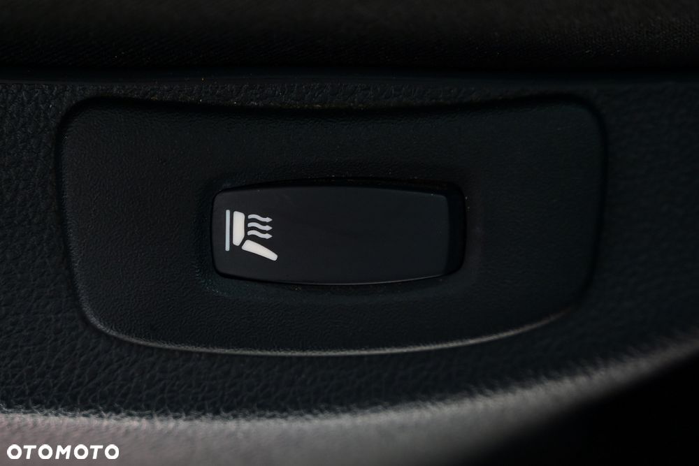 Renault Captur (ENERGY) TCe 90 INTENS - 30