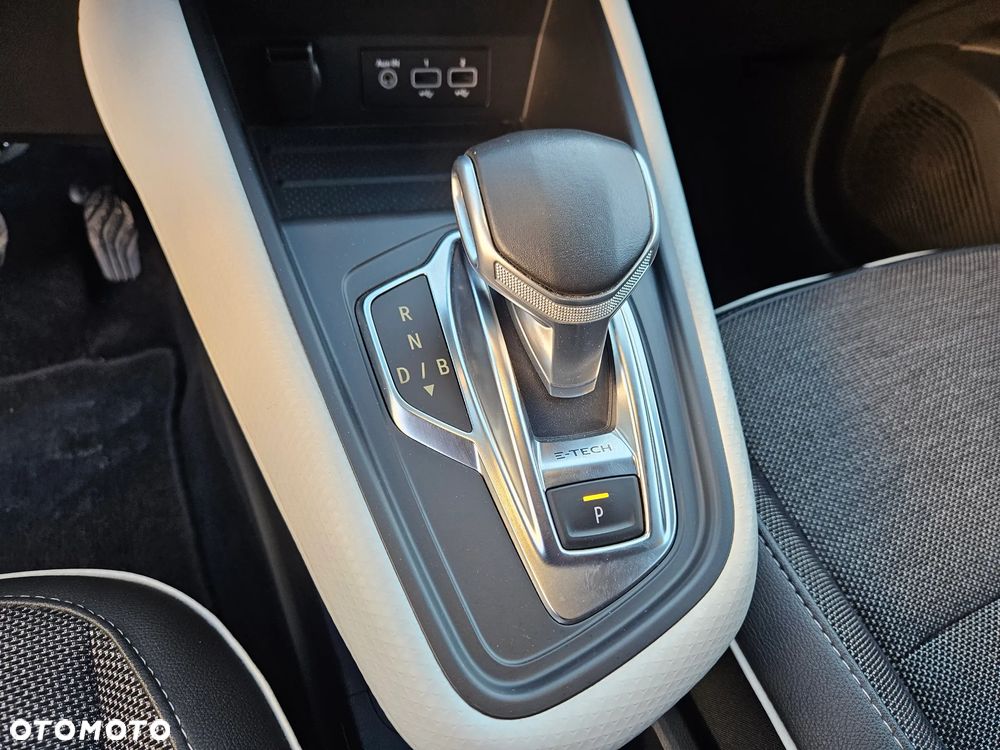 Renault Captur 1.6 E-TECH Plug-In Intens - 22