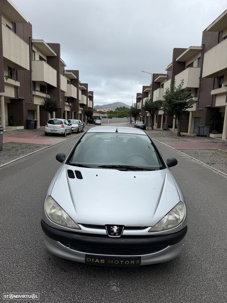 Peugeot 206 1.1 XR Présence - 6