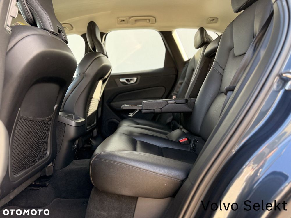Volvo XC 60 - 24
