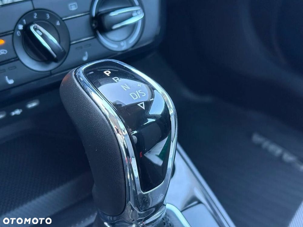 Skoda Fabia 1.0 TSI Selection DSG - 28