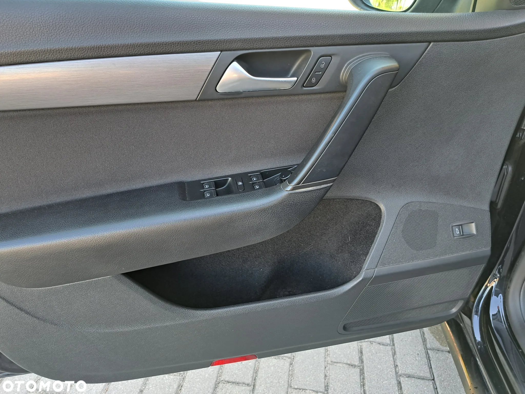 Volkswagen Passat - 34