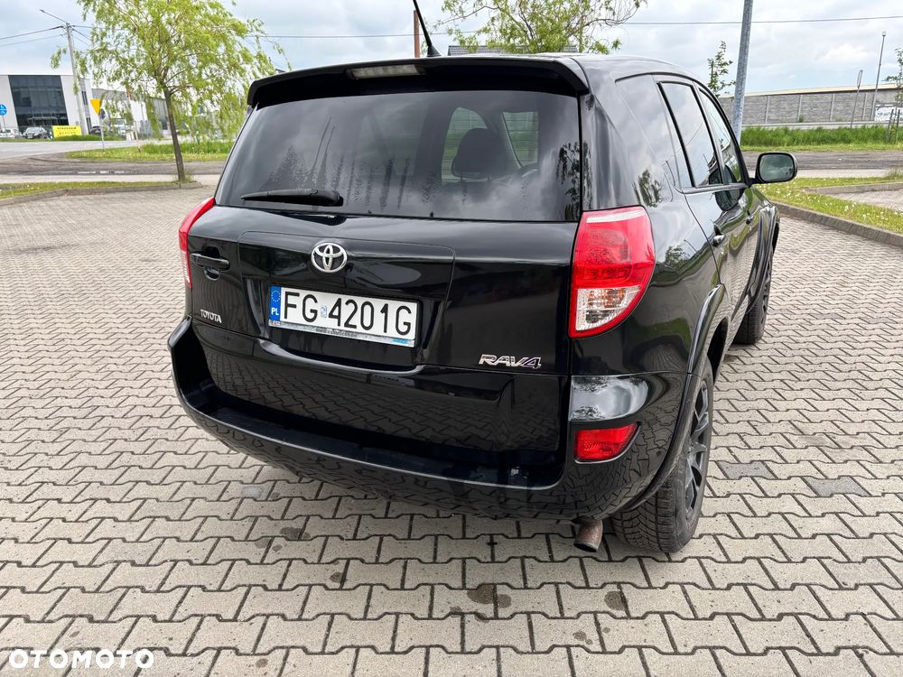 Toyota RAV4 2.2 D-4D X - 10