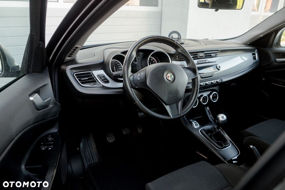 Alfa Romeo Giulietta 1.4 TB 16V Turismo - 11