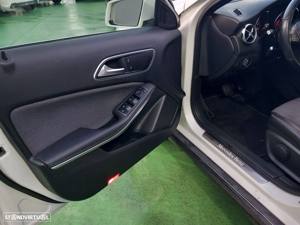 Mercedes-Benz GLA 180 CDI Urban Aut. - 7