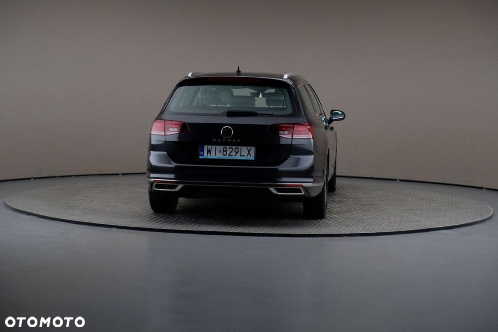 Volkswagen Passat Variant - 5