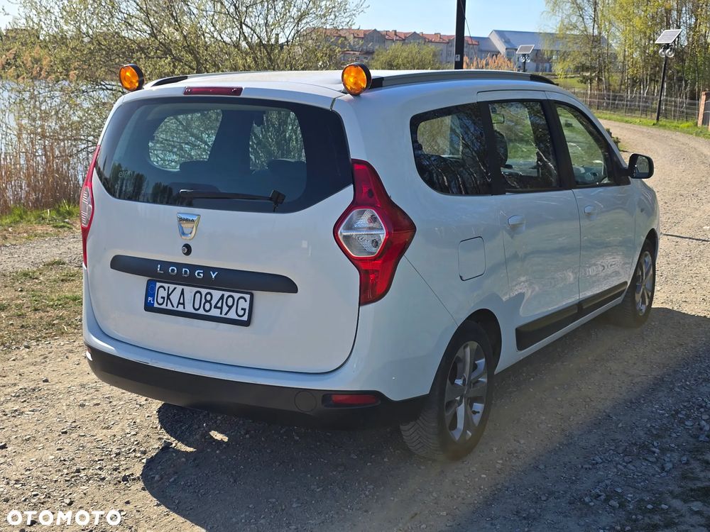 Dacia Lodgy 1.6 MPI 85 - 10