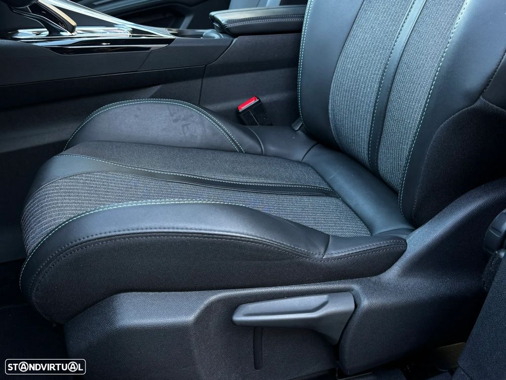 Peugeot 3008 225 e-EAT8 Allure Pack - 13