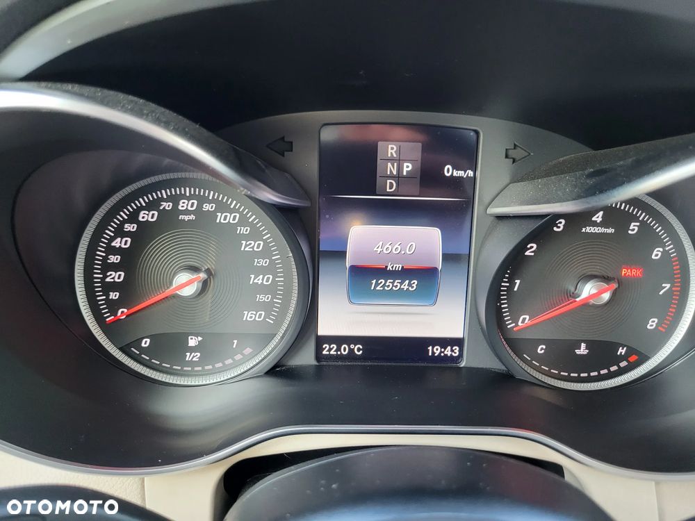Mercedes-Benz GLC - 7