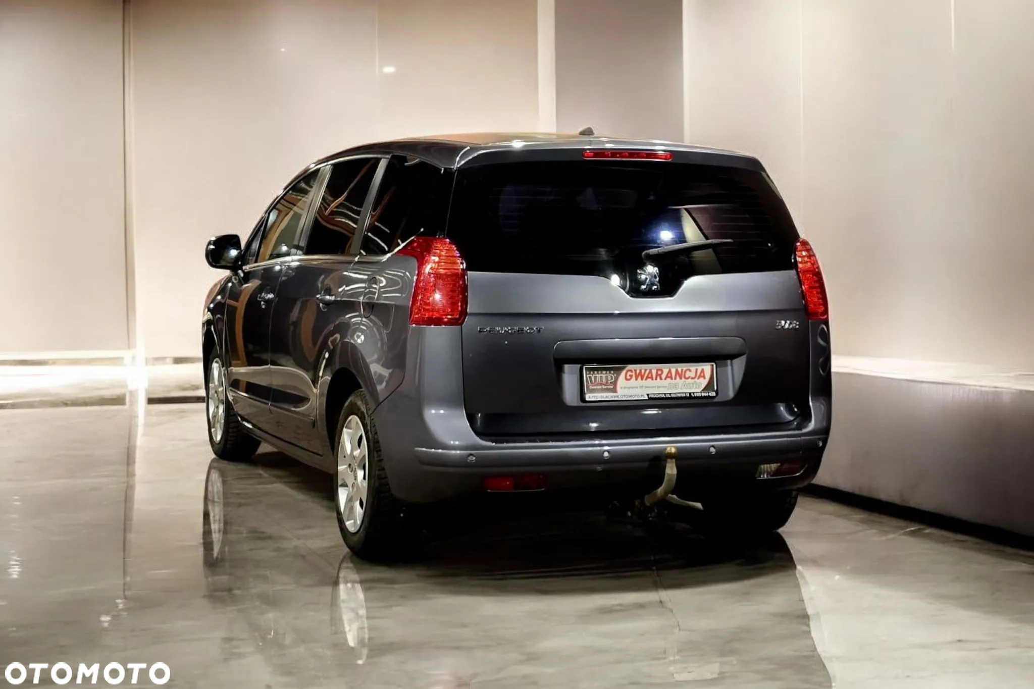 Peugeot 5008 1.6 HDi Family 7os - 6