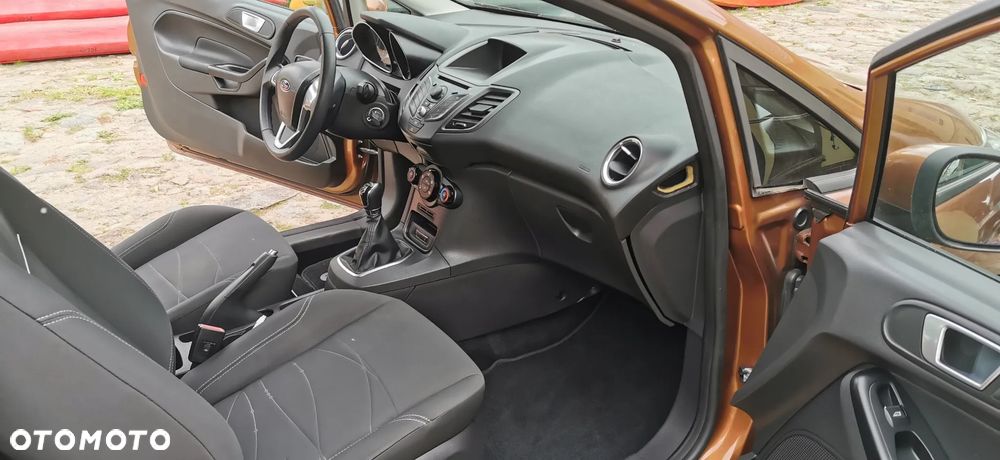 Ford Fiesta - 15
