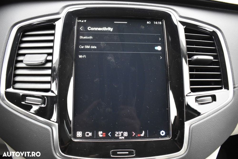 Volvo XC 90 - 40