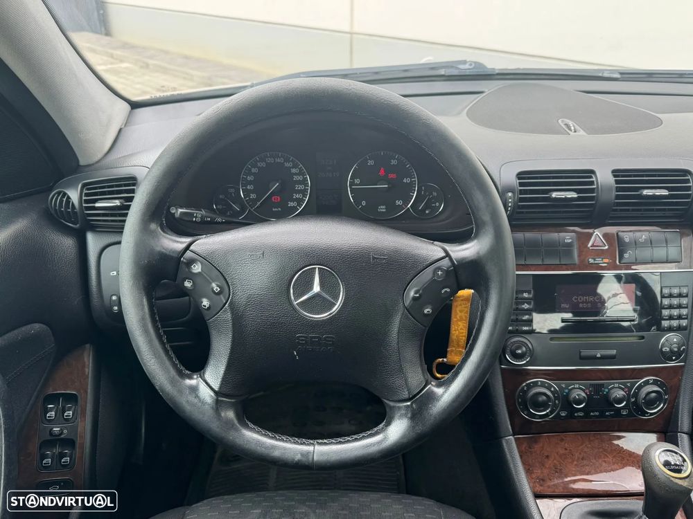 Mercedes-Benz C 220 CDI Elegance DPF - 25