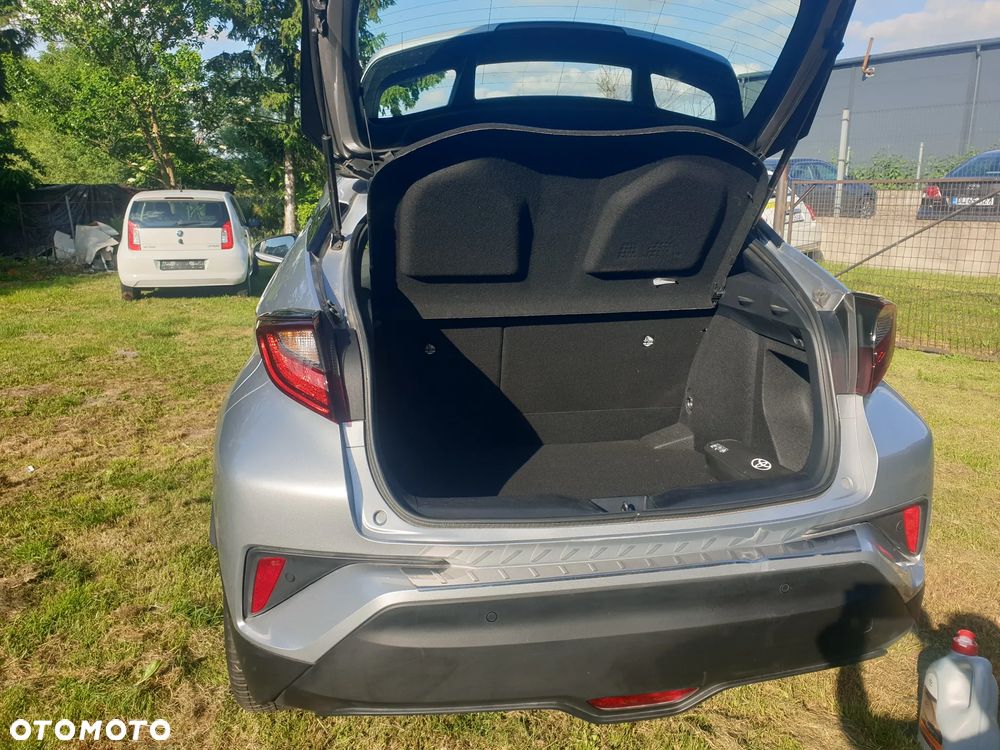 Toyota C-HR Business-Edition - 13
