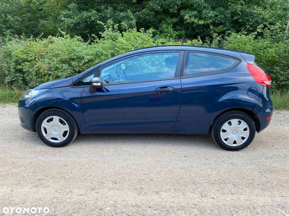 Ford Fiesta 1.4 TDCi Ambiente - 11