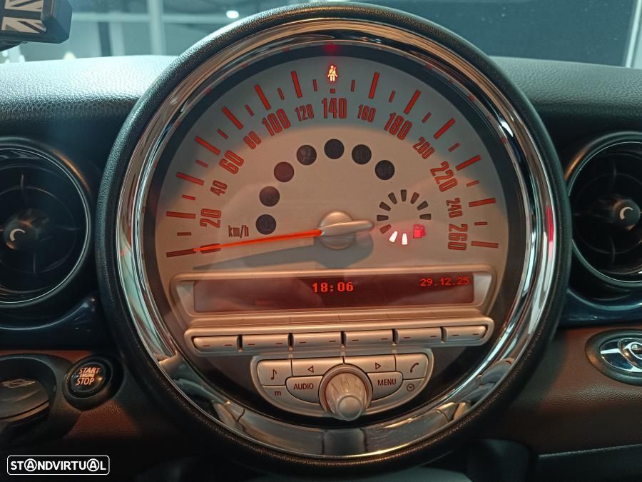 MINI Cabrio Cooper S - 17