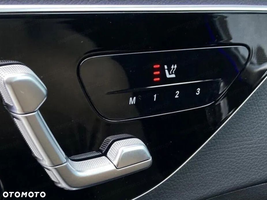 Mercedes-Benz CLE 300 mHEV 4-Matic AMG Line - 15
