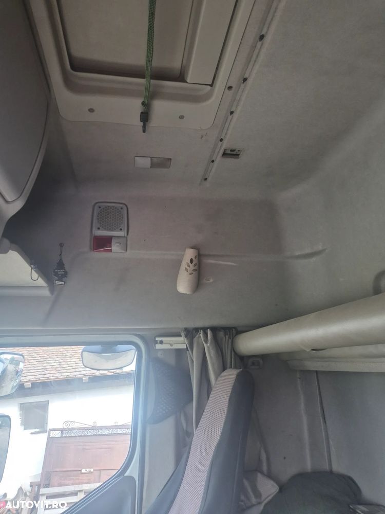 Renault Premium - 4