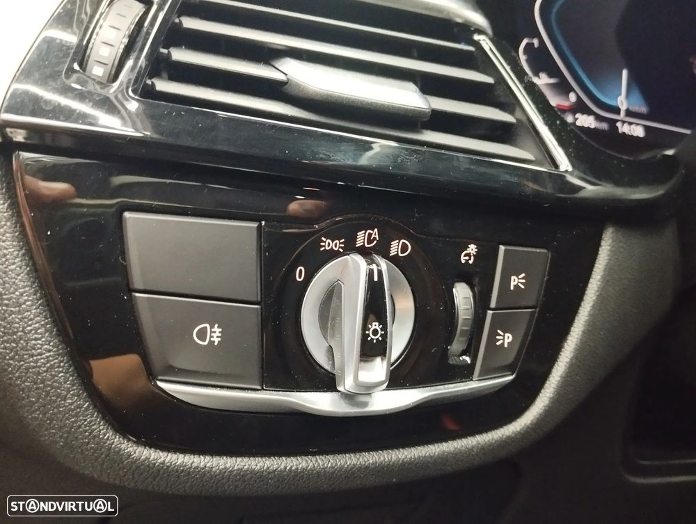 BMW 520 e Pack M - 20