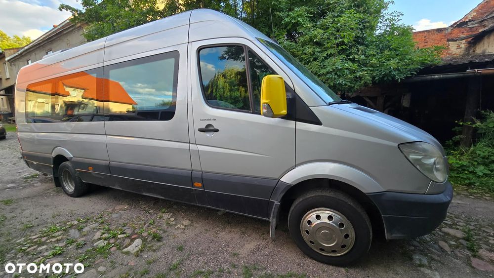 Mercedes-Benz Sprinter - 2