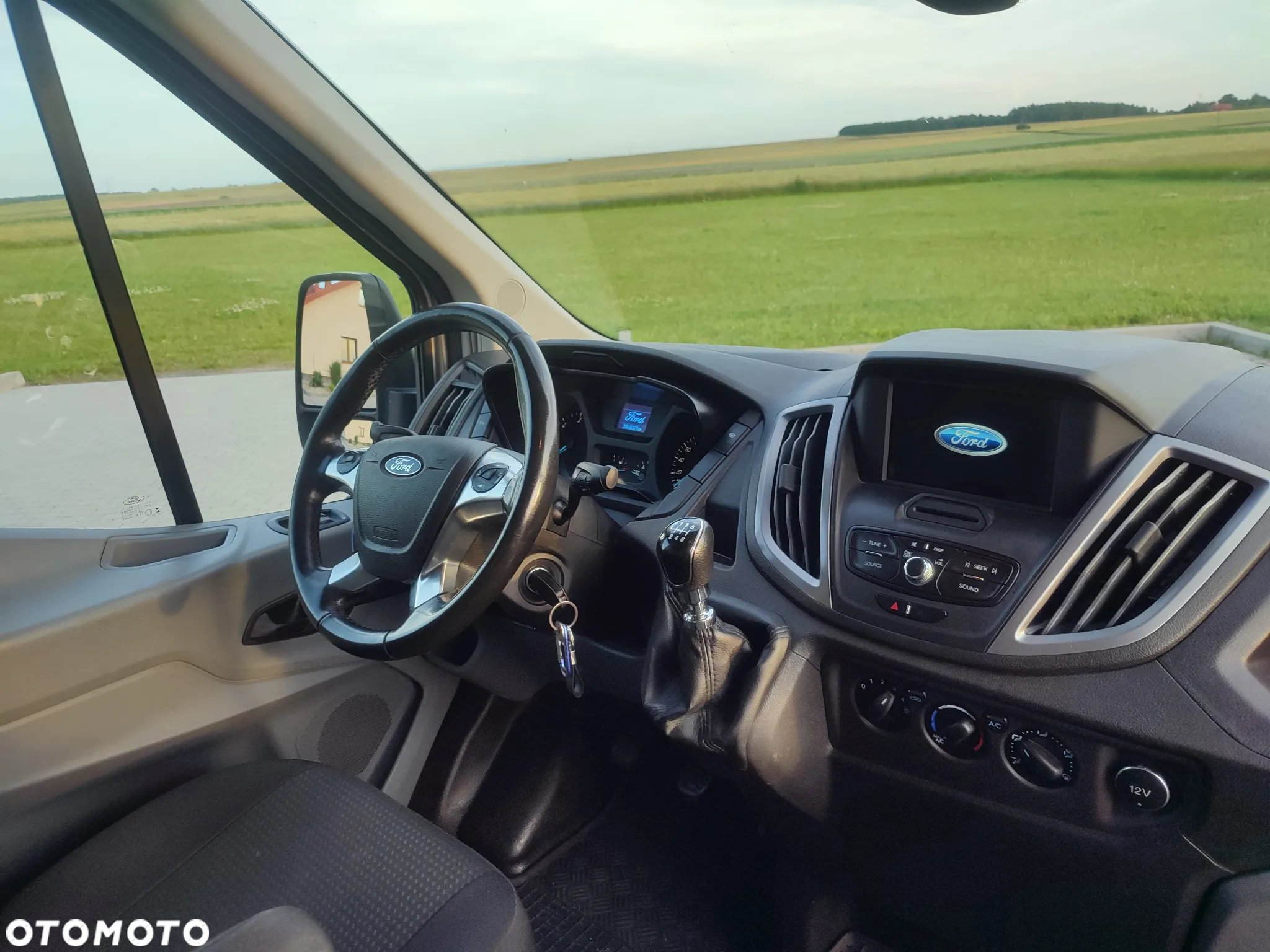 Ford Transit - 11