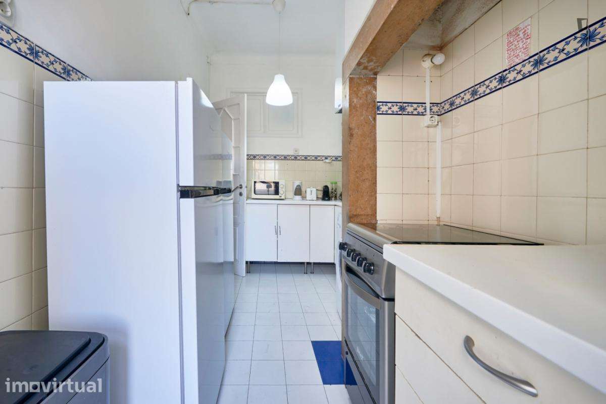 Quarto - localizado em Entrecampos Lisbon - Grande imagem: 5/35