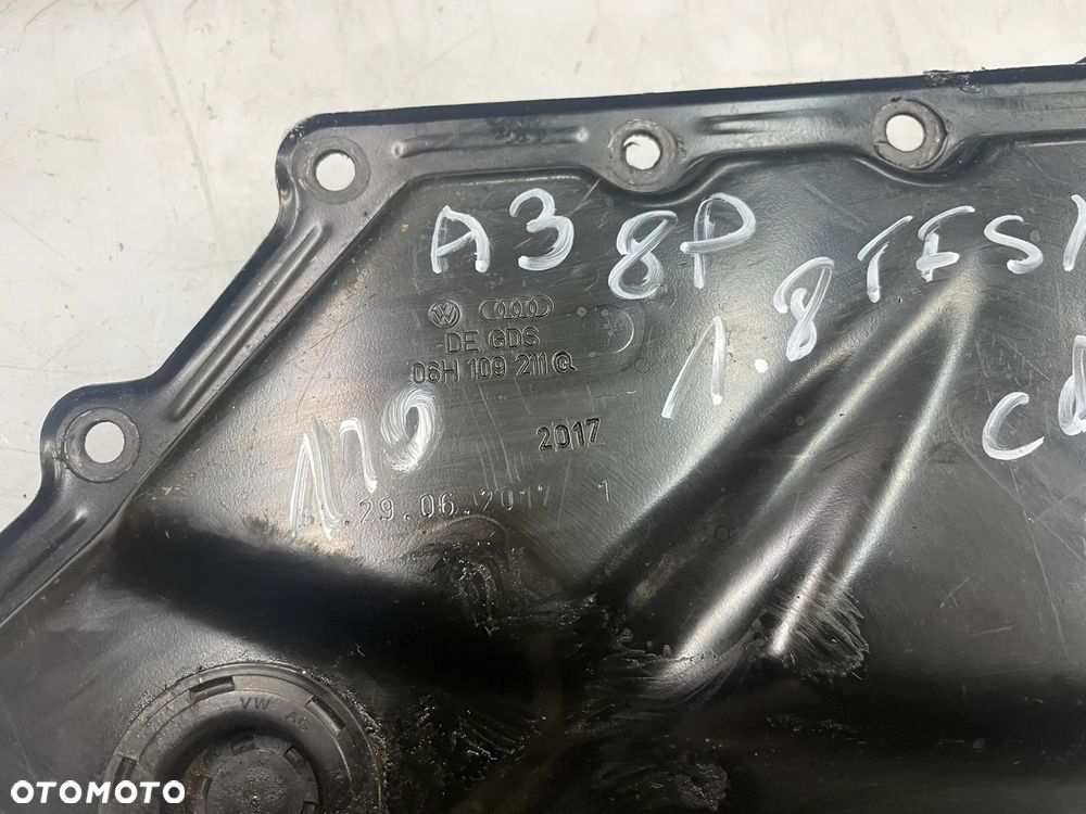 OSŁONA OBUDOWA ROZRZĄDU AUDI A3 8P 1.8 TFSI 06H109211Q - 2