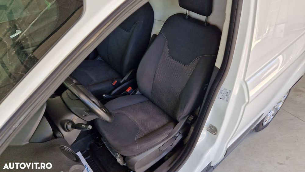 Ford Transit 1.5 EcoBlue 100CP 6MT Trend - 13