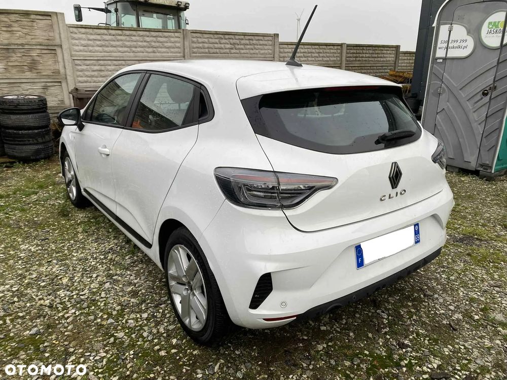 Renault Clio BLUE dCi 100 EVOLUTION - 4