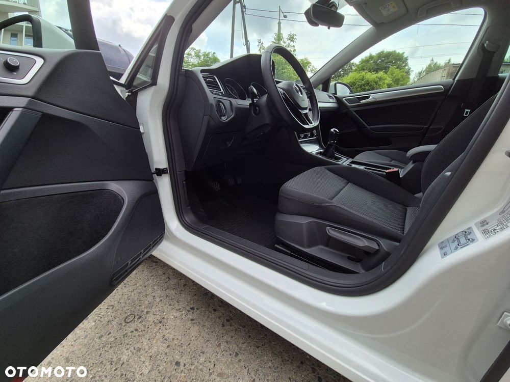 Volkswagen Golf 1.5 TSI BMT Comfortline - 8