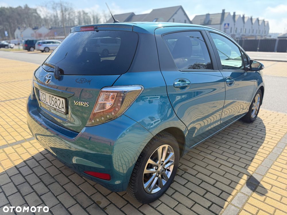 Toyota Yaris 1.33 VVT-i Edition 2014 - 7