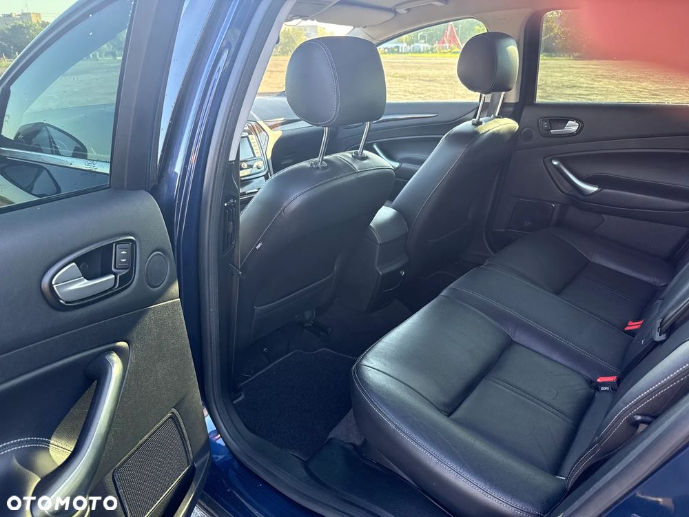 Ford Mondeo 2.0 TDCi Ghia - 7