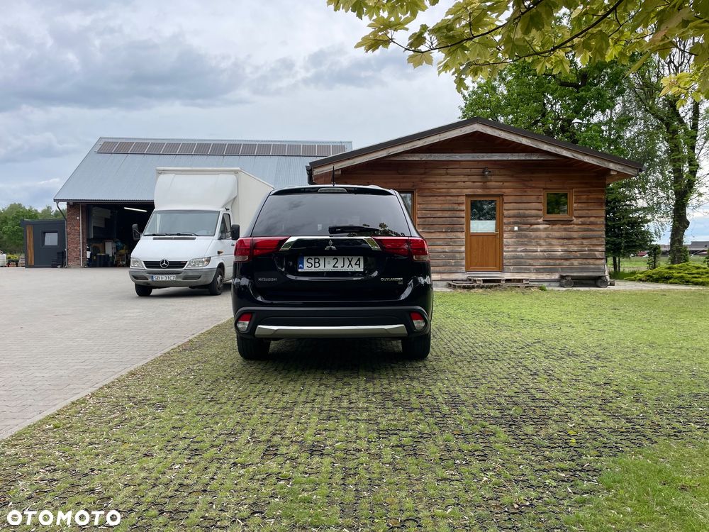 Mitsubishi Outlander - 7